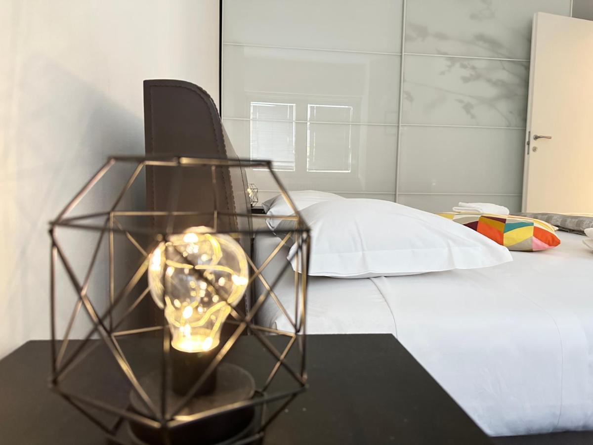 Feel - Casa Di Luce Apartment Bergamo Bagian luar foto
